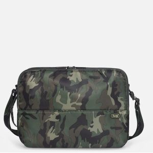 Lug Delta mini Camo Crossbody Bag Mint Condition 10.4” iPad/tablet case